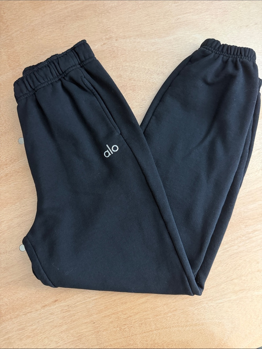 ALO Yoga Black Accolade Unisex Logo Joggers
